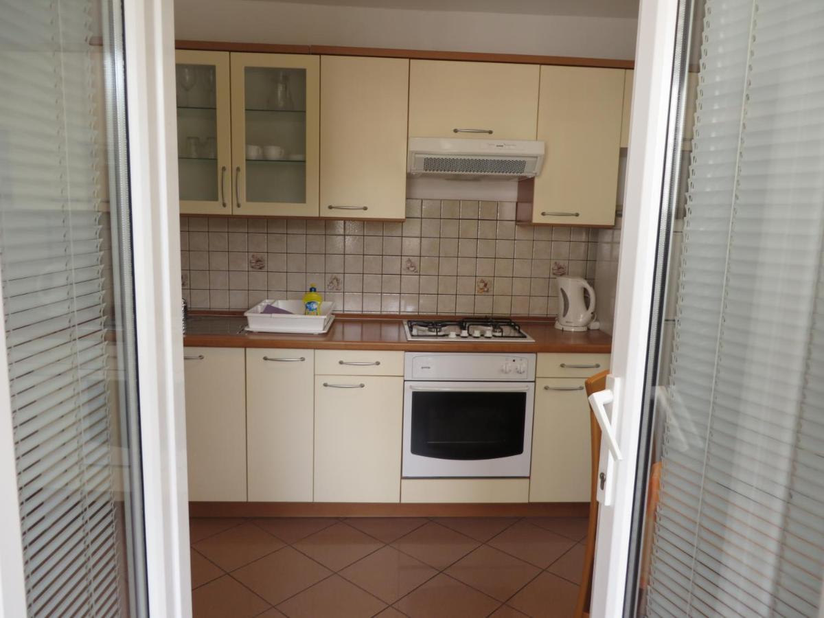 Gardenia Apartments Pakoštane Esterno foto