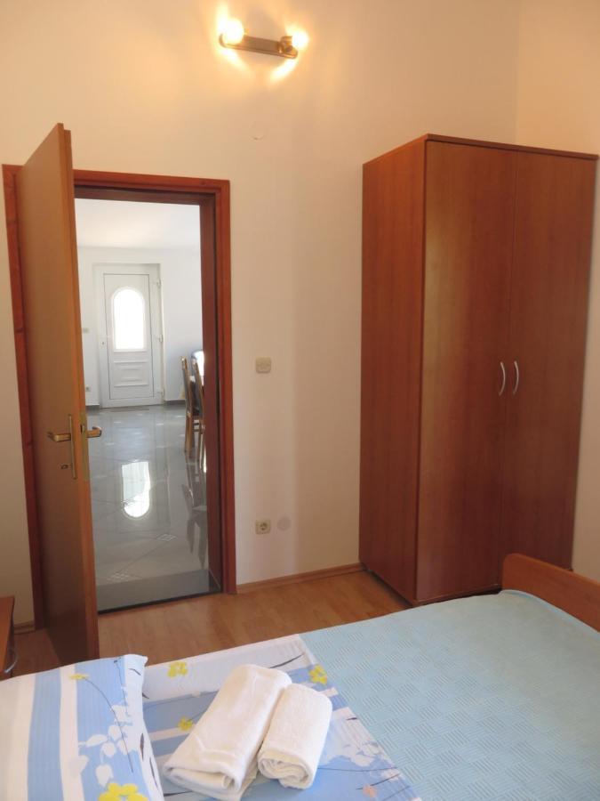Gardenia Apartments Pakoštane Esterno foto