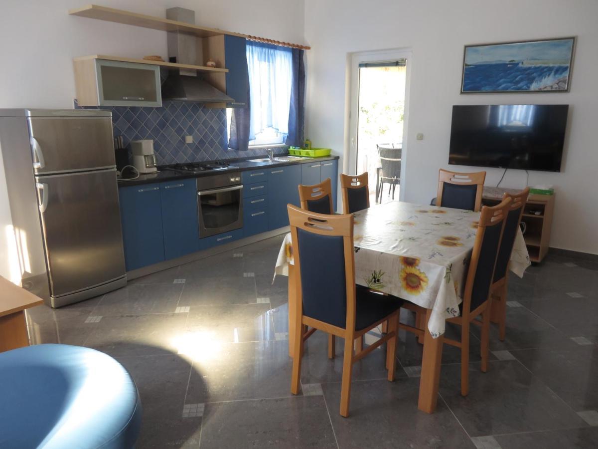 Gardenia Apartments Pakoštane Esterno foto
