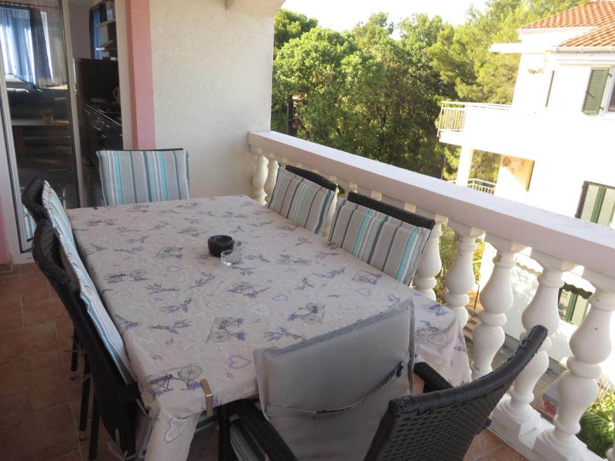 Gardenia Apartments Pakoštane Esterno foto