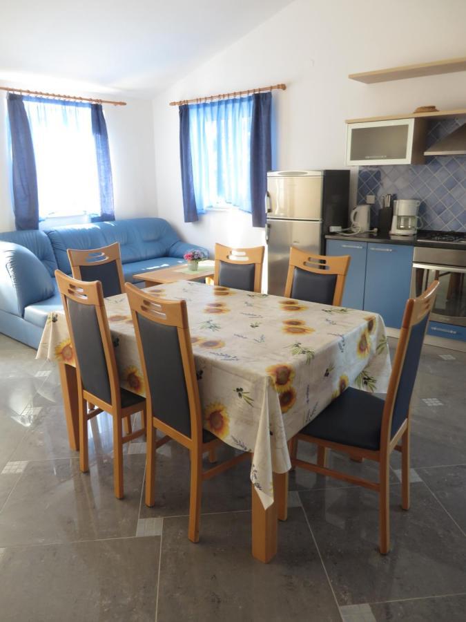 Gardenia Apartments Pakoštane Esterno foto