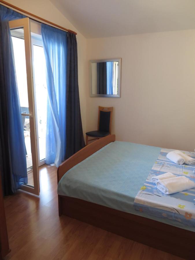 Gardenia Apartments Pakoštane Esterno foto